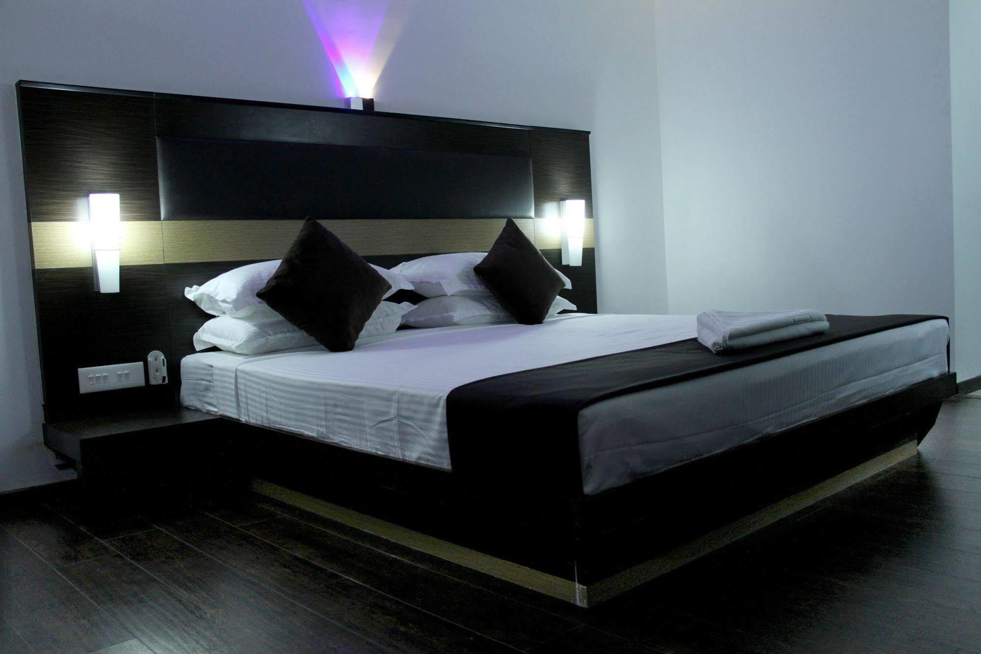 Hotel The Home Tirupur Exterior foto